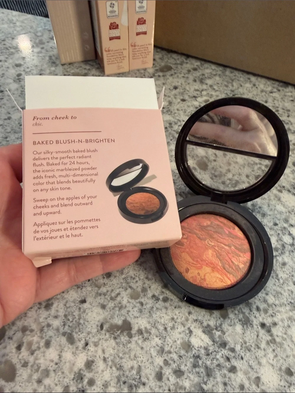 Laura Geller Marbleized Blush in Peachy Coral Swirl